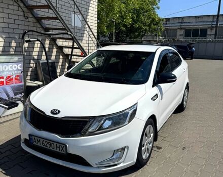 Белый Киа Рио, объемом двигателя 1.4 л и пробегом 222 тыс. км за 6900 $, фото 1 на Automoto.ua