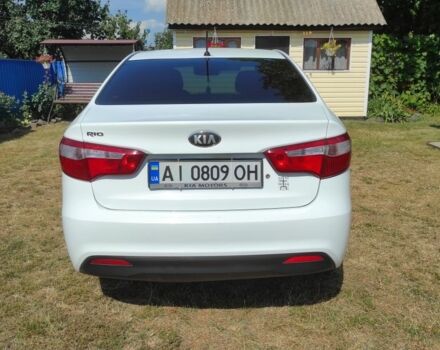 Белый Киа Рио, объемом двигателя 1.4 л и пробегом 214 тыс. км за 7500 $, фото 3 на Automoto.ua