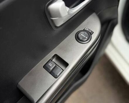 Белый Киа Рио, объемом двигателя 1.4 л и пробегом 189 тыс. км за 7350 $, фото 10 на Automoto.ua