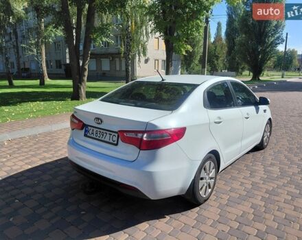 Белый Киа Рио, объемом двигателя 1.59 л и пробегом 183 тыс. км за 6100 $, фото 2 на Automoto.ua