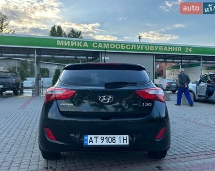 Белый Киа Рио, объемом двигателя 1.4 л и пробегом 220 тыс. км за 7400 $, фото 6 на Automoto.ua