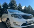 Белый Киа Рио, объемом двигателя 1.4 л и пробегом 220 тыс. км за 7400 $, фото 6 на Automoto.ua