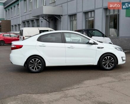 Білий Кіа Ріо, об'ємом двигуна 1.4 л та пробігом 139 тис. км за 8200 $, фото 7 на Automoto.ua