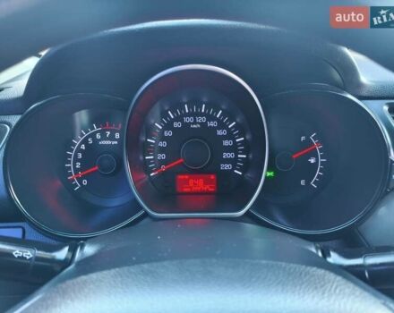 Белый Киа Рио, объемом двигателя 1.4 л и пробегом 144 тыс. км за 7700 $, фото 16 на Automoto.ua