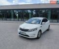 Белый Киа Рио, объемом двигателя 1.59 л и пробегом 181 тыс. км за 6599 $, фото 1 на Automoto.ua