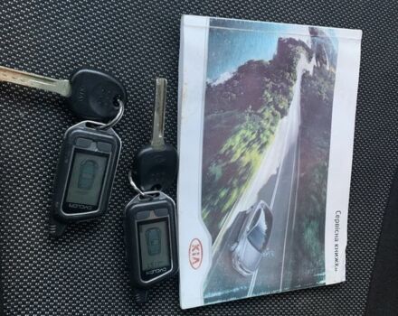 Белый Киа Рио, объемом двигателя 1.4 л и пробегом 87 тыс. км за 8555 $, фото 6 на Automoto.ua