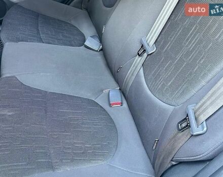 Белый Киа Рио, объемом двигателя 1.6 л и пробегом 135 тыс. км за 9000 $, фото 10 на Automoto.ua