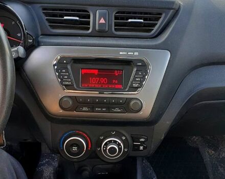 Белый Киа Рио, объемом двигателя 1.4 л и пробегом 58 тыс. км за 5800 $, фото 1 на Automoto.ua
