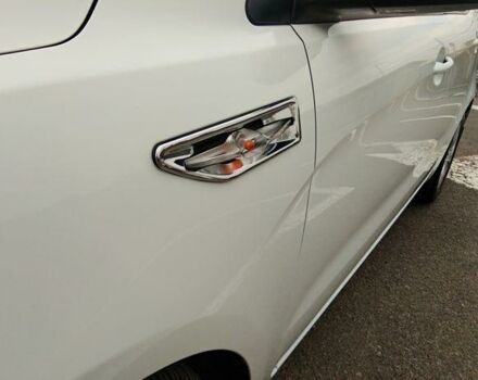 Белый Киа Рио, объемом двигателя 1.4 л и пробегом 83 тыс. км за 10200 $, фото 5 на Automoto.ua