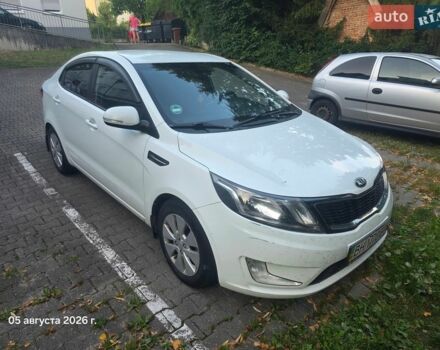 Білий Кіа Ріо, об'ємом двигуна 1.59 л та пробігом 152 тис. км за 9257 $, фото 2 на Automoto.ua