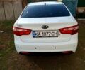 Білий Кіа Ріо, об'ємом двигуна 1.4 л та пробігом 87 тис. км за 7500 $, фото 4 на Automoto.ua