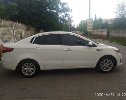 Белый Киа Рио, объемом двигателя 1.4 л и пробегом 83 тыс. км за 10200 $, фото 13 на Automoto.ua