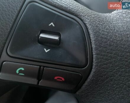 Белый Киа Рио, объемом двигателя 1.4 л и пробегом 216 тыс. км за 8560 $, фото 15 на Automoto.ua