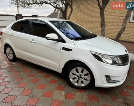 Белый Киа Рио, объемом двигателя 1.6 л и пробегом 173 тыс. км за 7800 $, фото 4 на Automoto.ua