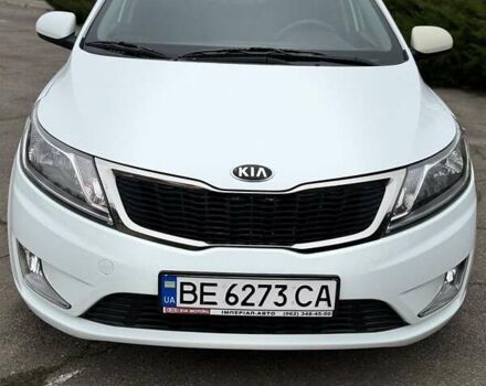 Белый Киа Рио, объемом двигателя 1.4 л и пробегом 140 тыс. км за 7800 $, фото 2 на Automoto.ua
