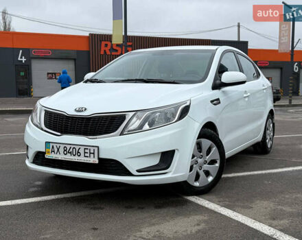 Белый Киа Рио, объемом двигателя 1.4 л и пробегом 23 тыс. км за 9900 $, фото 2 на Automoto.ua
