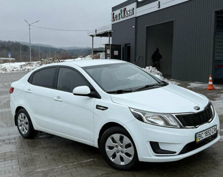 Белый Киа Рио, объемом двигателя 1.4 л и пробегом 54 тыс. км за 9400 $, фото 2 на Automoto.ua