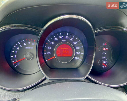 Белый Киа Рио, объемом двигателя 1.6 л и пробегом 94 тыс. км за 9200 $, фото 5 на Automoto.ua