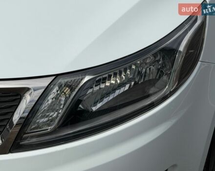 Білий Кіа Ріо, об'ємом двигуна 1.4 л та пробігом 139 тис. км за 8200 $, фото 10 на Automoto.ua