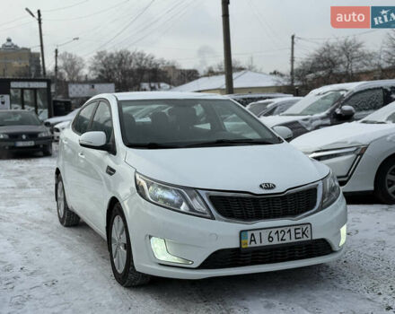 Белый Киа Рио, объемом двигателя 1.6 л и пробегом 148 тыс. км за 7800 $, фото 6 на Automoto.ua