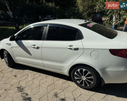 Белый Киа Рио, объемом двигателя 1.4 л и пробегом 94 тыс. км за 8700 $, фото 7 на Automoto.ua