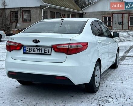 Белый Киа Рио, объемом двигателя 1.4 л и пробегом 125 тыс. км за 8300 $, фото 4 на Automoto.ua