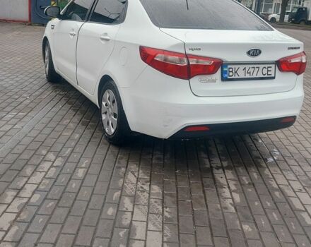 Белый Киа Рио, объемом двигателя 1.4 л и пробегом 125 тыс. км за 7500 $, фото 7 на Automoto.ua