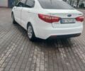 Белый Киа Рио, объемом двигателя 1.4 л и пробегом 125 тыс. км за 7500 $, фото 7 на Automoto.ua
