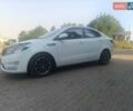 Белый Киа Рио, объемом двигателя 1.4 л и пробегом 180 тыс. км за 8000 $, фото 1 на Automoto.ua