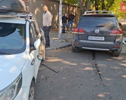 Белый Киа Рио, объемом двигателя 1.4 л и пробегом 108 тыс. км за 4000 $, фото 11 на Automoto.ua