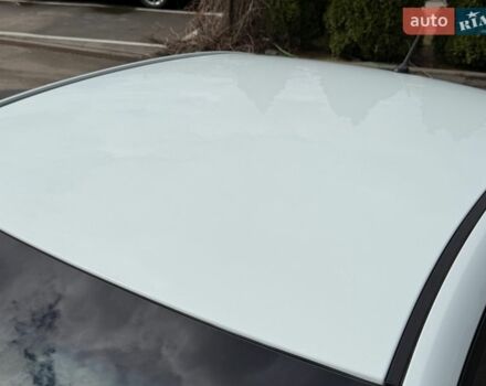 Білий Кіа Ріо, об'ємом двигуна 1.4 л та пробігом 139 тис. км за 8200 $, фото 23 на Automoto.ua
