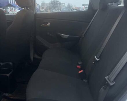 Белый Киа Рио, объемом двигателя 0 л и пробегом 180 тыс. км за 8000 $, фото 3 на Automoto.ua