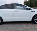 Білий Кіа Ріо, об'ємом двигуна 1.4 л та пробігом 99 тис. км за 9000 $, фото 3 на Automoto.ua