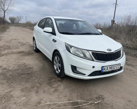 Білий Кіа Ріо, об'ємом двигуна 1.4 л та пробігом 210 тис. км за 5500 $, фото 1 на Automoto.ua