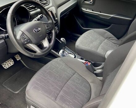 Белый Киа Рио, объемом двигателя 1.6 л и пробегом 98 тыс. км за 8900 $, фото 13 на Automoto.ua