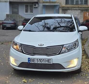 Белый Киа Рио, объемом двигателя 1.6 л и пробегом 126 тыс. км за 9000 $, фото 7 на Automoto.ua