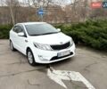 Белый Киа Рио, объемом двигателя 1.4 л и пробегом 140 тыс. км за 7800 $, фото 4 на Automoto.ua