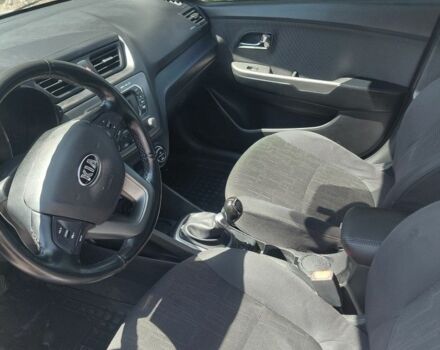 Білий Кіа Ріо, об'ємом двигуна 1.6 л та пробігом 177 тис. км за 6602 $, фото 6 на Automoto.ua