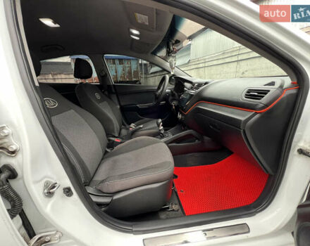 Белый Киа Рио, объемом двигателя 1.4 л и пробегом 246 тыс. км за 6550 $, фото 26 на Automoto.ua