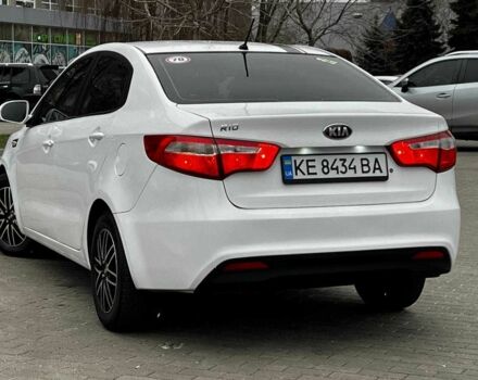 Белый Киа Рио, объемом двигателя 1.4 л и пробегом 125 тыс. км за 8000 $, фото 3 на Automoto.ua