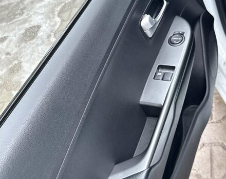 Белый Киа Рио, объемом двигателя 1.4 л и пробегом 54 тыс. км за 9400 $, фото 9 на Automoto.ua