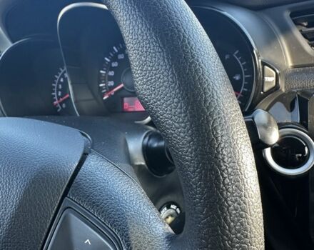 Белый Киа Рио, объемом двигателя 1.4 л и пробегом 55 тыс. км за 9800 $, фото 4 на Automoto.ua