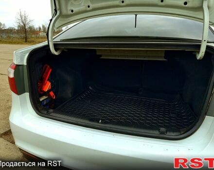 Белый Киа Рио, объемом двигателя 1.4 л и пробегом 155 тыс. км за 8300 $, фото 13 на Automoto.ua