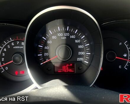 Белый Киа Рио, объемом двигателя 1.4 л и пробегом 176 тыс. км за 8000 $, фото 7 на Automoto.ua