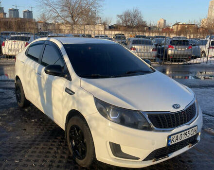 Білий Кіа Ріо, об'ємом двигуна 1.4 л та пробігом 248 тис. км за 7499 $, фото 2 на Automoto.ua