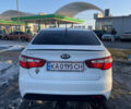 Білий Кіа Ріо, об'ємом двигуна 1.4 л та пробігом 248 тис. км за 7499 $, фото 4 на Automoto.ua
