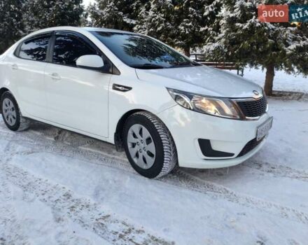 Белый Киа Рио, объемом двигателя 1.4 л и пробегом 144 тыс. км за 7700 $, фото 5 на Automoto.ua