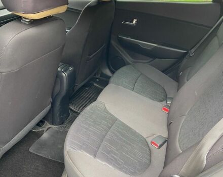 Белый Киа Рио, объемом двигателя 1.6 л и пробегом 98 тыс. км за 8900 $, фото 11 на Automoto.ua