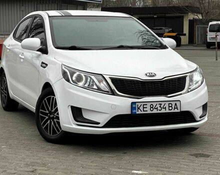 Белый Киа Рио, объемом двигателя 1.4 л и пробегом 125 тыс. км за 8000 $, фото 2 на Automoto.ua