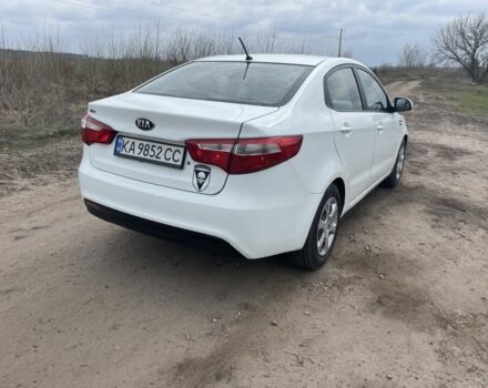 Білий Кіа Ріо, об'ємом двигуна 1.4 л та пробігом 210 тис. км за 5500 $, фото 2 на Automoto.ua